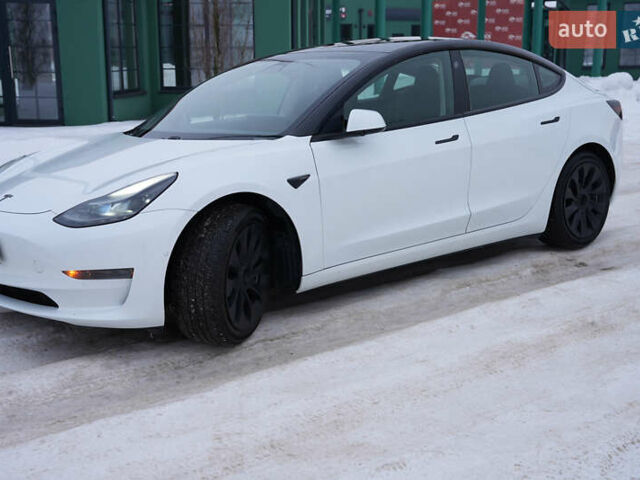 Білий Тесла Модель 3, об'ємом двигуна 0 л та пробігом 90 тис. км за 16999 $, фото 11 на Automoto.ua