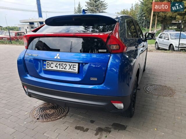 Белый Тесла Модель 3, объемом двигателя 0 л и пробегом 130 тыс. км за 18055 $, фото 5 на Automoto.ua