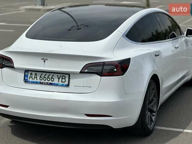 Білий Тесла Модель 3, об'ємом двигуна 0 л та пробігом 59 тис. км за 22500 $, фото 29 на Automoto.ua