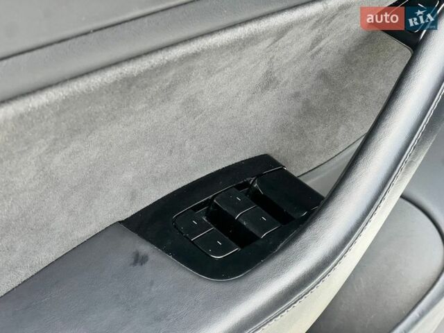 Белый Тесла Модель 3, объемом двигателя 0 л и пробегом 90 тыс. км за 18999 $, фото 27 на Automoto.ua