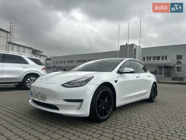Белый Тесла Модель 3, объемом двигателя 0 л и пробегом 164 тыс. км за 16900 $, фото 8 на Automoto.ua