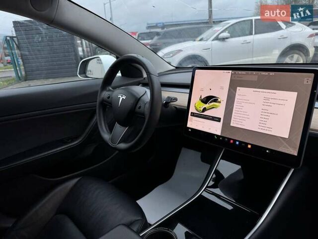 Белый Тесла Модель 3, объемом двигателя 0 л и пробегом 155 тыс. км за 12200 $, фото 6 на Automoto.ua