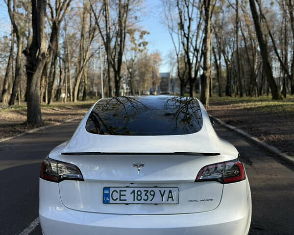 Білий Тесла Модель 3, об'ємом двигуна 0 л та пробігом 103 тис. км за 20500 $, фото 7 на Automoto.ua