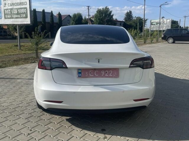 Білий Тесла Модель 3, об'ємом двигуна 0 л та пробігом 72 тис. км за 16500 $, фото 6 на Automoto.ua