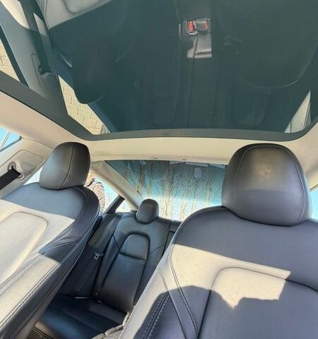 Белый Тесла Модель 3, объемом двигателя 0 л и пробегом 166 тыс. км за 19500 $, фото 12 на Automoto.ua