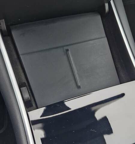 Белый Тесла Модель 3, объемом двигателя 0 л и пробегом 93 тыс. км за 16800 $, фото 12 на Automoto.ua