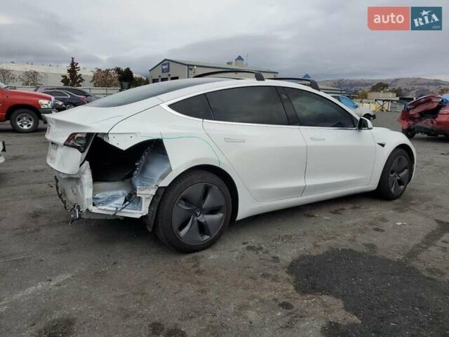 Тесла Модель 3 2020 у Львові на Automoto.ua Білий Тесла Модель 3, об'ємом двигуна 0 л та пробігом 107 тис. км за 3000 $, фото 2 на Automoto.ua