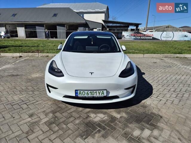 Тесла Модель 3 2020 у Мукачеве на Automoto.ua Білий Тесла Модель 3, об'ємом двигуна 0 л та пробігом 160 тис. км за 18499 $, фото 1 на Automoto.ua