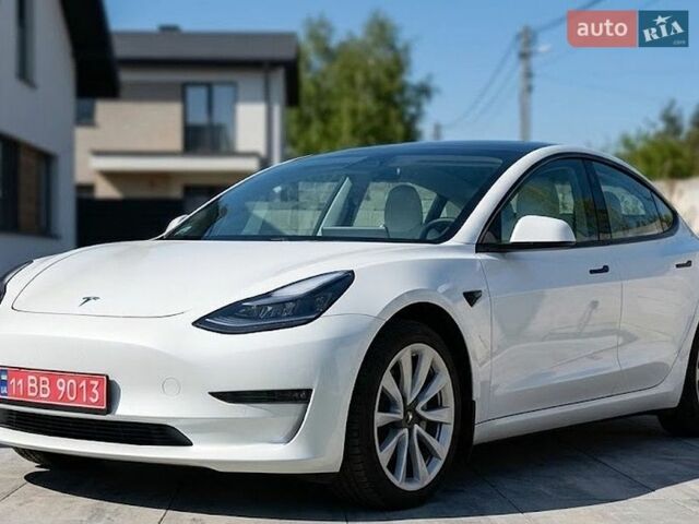 Белый Тесла Модель 3, объемом двигателя 0 л и пробегом 10 тыс. км за 17300 $, фото 7 на Automoto.ua