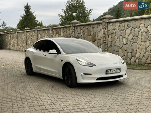 Белый Тесла Модель 3, объемом двигателя 0 л и пробегом 99 тыс. км за 22400 $, фото 5 на Automoto.ua
