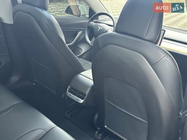 Белый Тесла Модель 3, объемом двигателя 0 л и пробегом 59 тыс. км за 16200 $, фото 8 на Automoto.ua