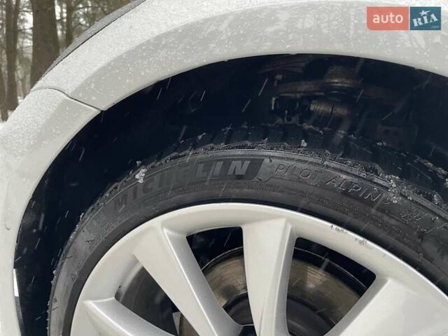 Белый Тесла Модель 3, объемом двигателя 0 л и пробегом 84 тыс. км за 20500 $, фото 7 на Automoto.ua