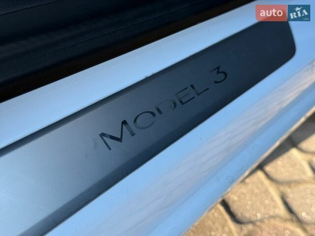 Білий Тесла Модель 3, об'ємом двигуна 0 л та пробігом 89 тис. км за 19900 $, фото 54 на Automoto.ua