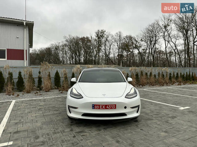 Білий Тесла Модель 3, об'ємом двигуна 0 л та пробігом 96 тис. км за 16100 $, фото 15 на Automoto.ua