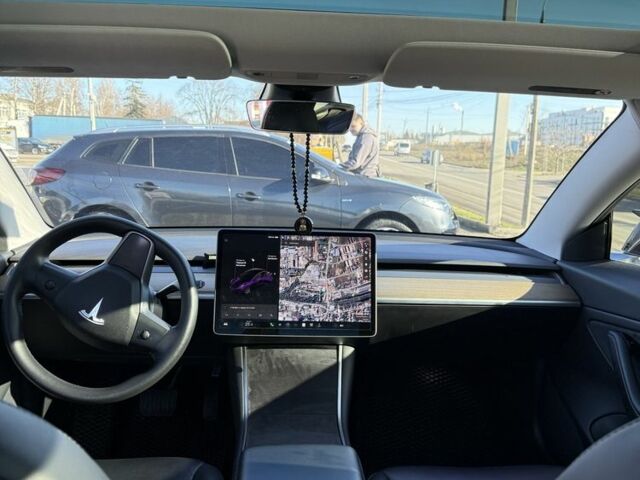 Білий Тесла Модель 3, об'ємом двигуна 0 л та пробігом 103 тис. км за 20000 $, фото 5 на Automoto.ua