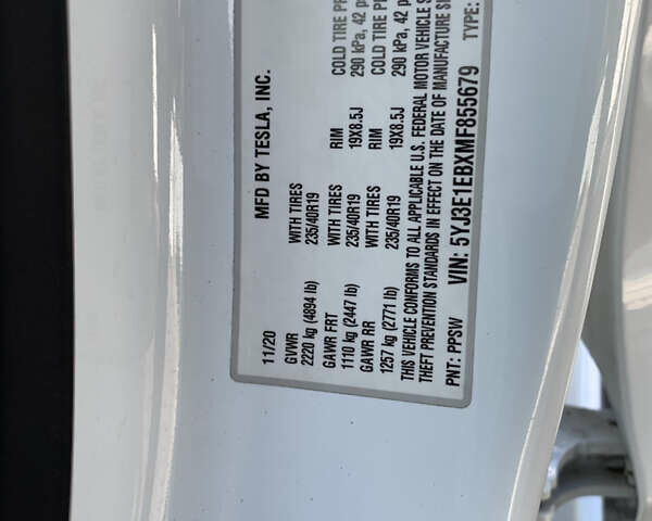 Белый Тесла Модель 3, объемом двигателя 0 л и пробегом 99 тыс. км за 20000 $, фото 19 на Automoto.ua