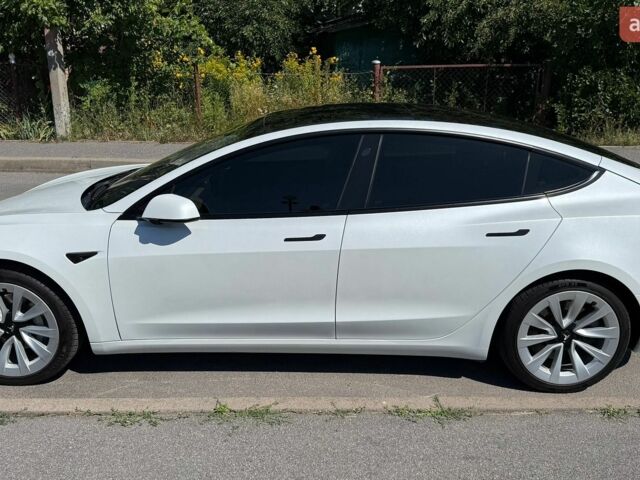 Білий Тесла Модель 3, об'ємом двигуна 0 л та пробігом 153 тис. км за 16500 $, фото 17 на Automoto.ua