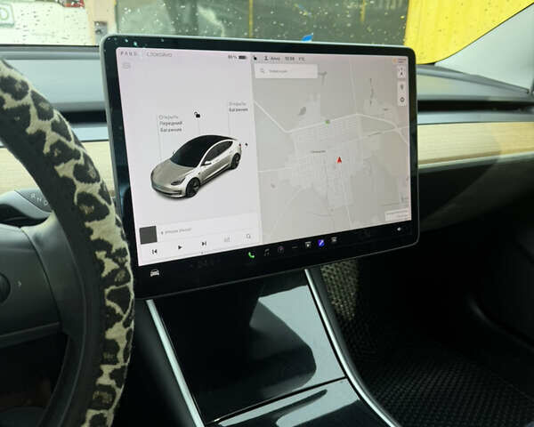 Белый Тесла Модель 3, объемом двигателя 0 л и пробегом 115 тыс. км за 15200 $, фото 3 на Automoto.ua