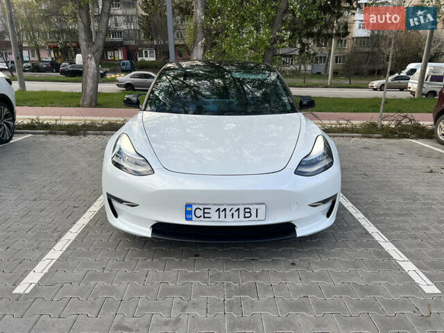 Белый Тесла Модель 3, объемом двигателя 0 л и пробегом 65 тыс. км за 19500 $, фото 2 на Automoto.ua