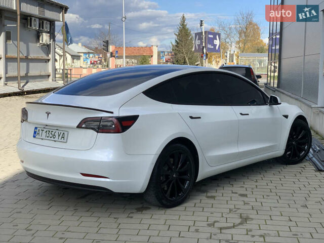 Тесла Модель 3 2020 у Івано-Франківську на Automoto.ua Білий Тесла Модель 3, об'ємом двигуна 0 л та пробігом 145 тис. км за 14850 $, фото 81 на Automoto.ua