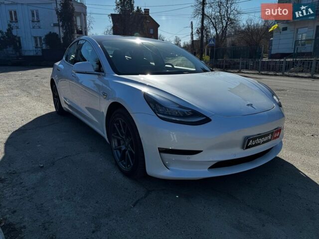 Білий Тесла Модель 3, об'ємом двигуна 0 л та пробігом 162 тис. км за 17540 $, фото 2 на Automoto.ua