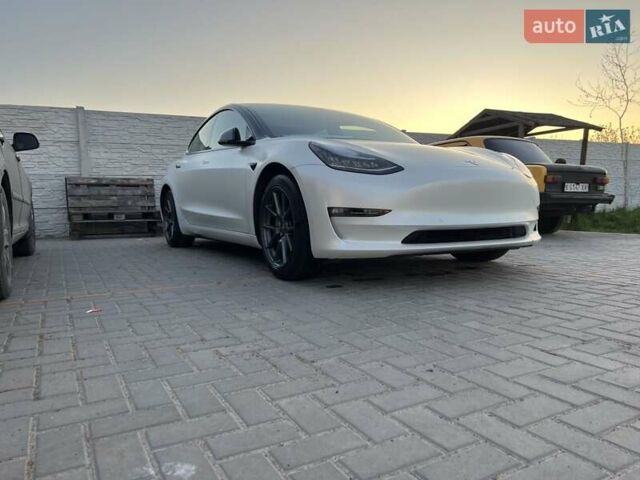 Белый Тесла Модель 3, объемом двигателя 0 л и пробегом 23 тыс. км за 29000 $, фото 9 на Automoto.ua