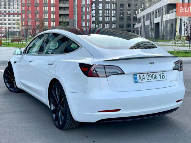 Білий Тесла Модель 3, об'ємом двигуна 0 л та пробігом 96 тис. км за 22000 $, фото 24 на Automoto.ua
