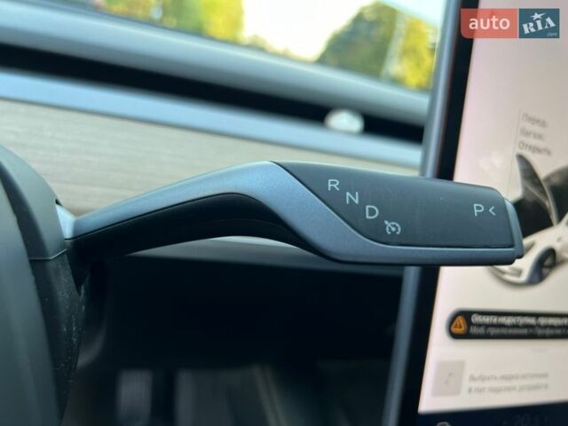 Білий Тесла Модель 3, об'ємом двигуна 0 л та пробігом 20 тис. км за 18200 $, фото 43 на Automoto.ua