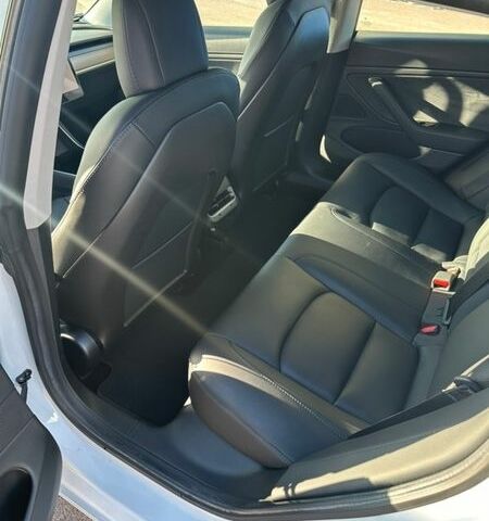 Білий Тесла Модель 3, об'ємом двигуна 0 л та пробігом 53 тис. км за 20000 $, фото 10 на Automoto.ua