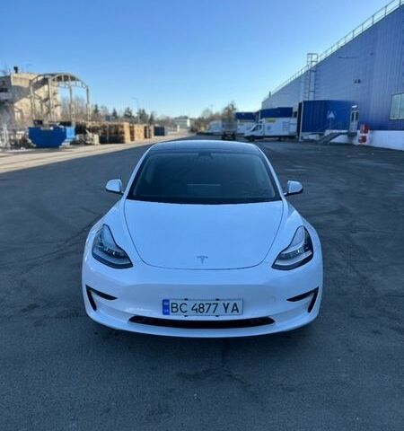 Белый Тесла Модель 3, объемом двигателя 0 л и пробегом 168 тыс. км за 13900 $, фото 13 на Automoto.ua