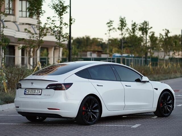 Білий Тесла Модель 3, об'ємом двигуна 0 л та пробігом 90 тис. км за 17900 $, фото 6 на Automoto.ua