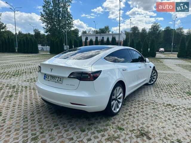 Белый Тесла Модель 3, объемом двигателя 0 л и пробегом 100 тыс. км за 17600 $, фото 31 на Automoto.ua