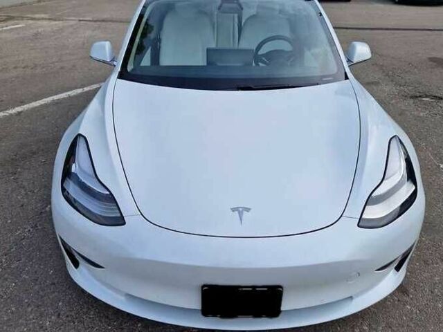 Белый Тесла Модель 3, объемом двигателя 0 л и пробегом 42 тыс. км за 14600 $, фото 1 на Automoto.ua