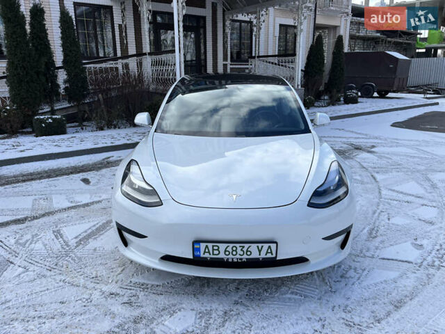 Белый Тесла Модель 3, объемом двигателя 0 л и пробегом 63 тыс. км за 19500 $, фото 8 на Automoto.ua