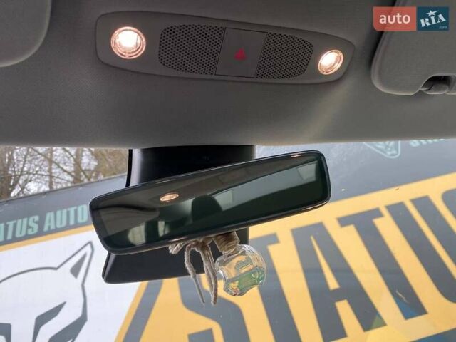 Білий Тесла Модель 3, об'ємом двигуна 0 л та пробігом 65 тис. км за 19700 $, фото 19 на Automoto.ua