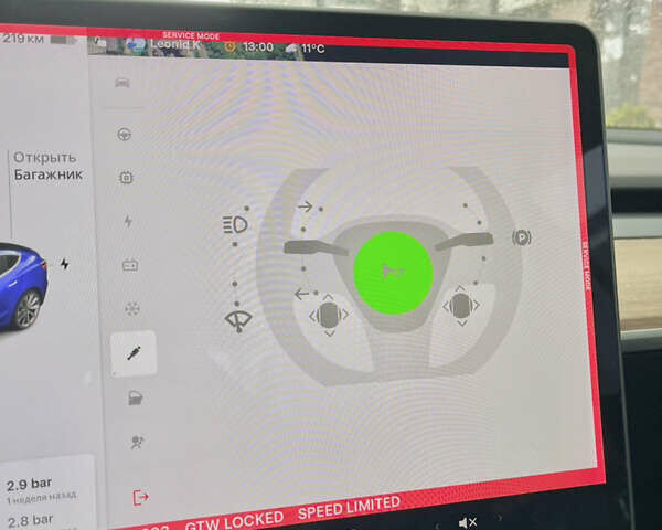 Білий Тесла Модель 3, об'ємом двигуна 0 л та пробігом 87 тис. км за 16999 $, фото 48 на Automoto.ua