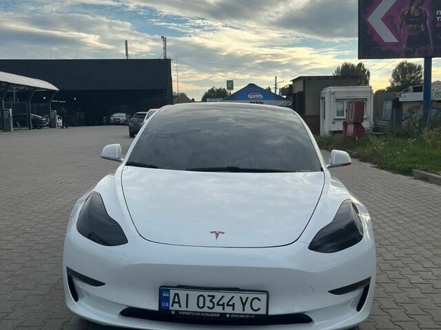 Білий Тесла Модель 3, об'ємом двигуна 0 л та пробігом 59 тис. км за 17500 $, фото 1 на Automoto.ua