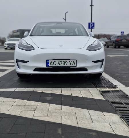 Белый Тесла Модель 3, объемом двигателя 0 л и пробегом 93 тыс. км за 16800 $, фото 2 на Automoto.ua