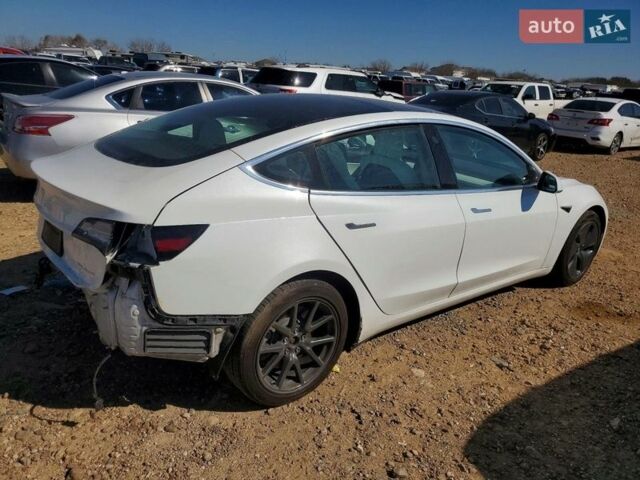 Белый Тесла Модель 3, объемом двигателя 0 л и пробегом 86 тыс. км за 4500 $, фото 2 на Automoto.ua