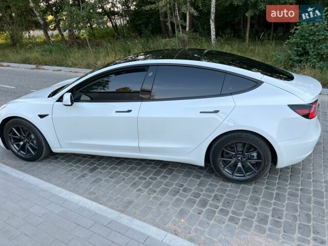 Білий Тесла Модель 3, об'ємом двигуна 0 л та пробігом 20 тис. км за 18200 $, фото 15 на Automoto.ua