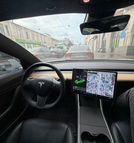 Білий Тесла Модель 3, об'ємом двигуна 0 л та пробігом 58 тис. км за 18800 $, фото 15 на Automoto.ua