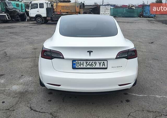 Белый Тесла Модель 3, объемом двигателя 0 л и пробегом 43 тыс. км за 25000 $, фото 21 на Automoto.ua