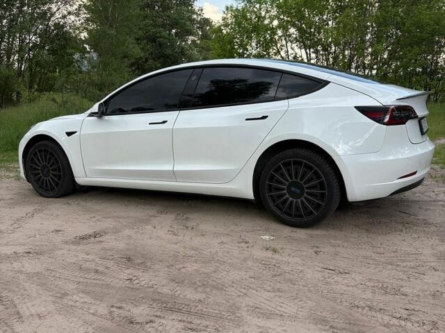 Білий Тесла Модель 3, об'ємом двигуна 0 л та пробігом 152 тис. км за 20900 $, фото 26 на Automoto.ua