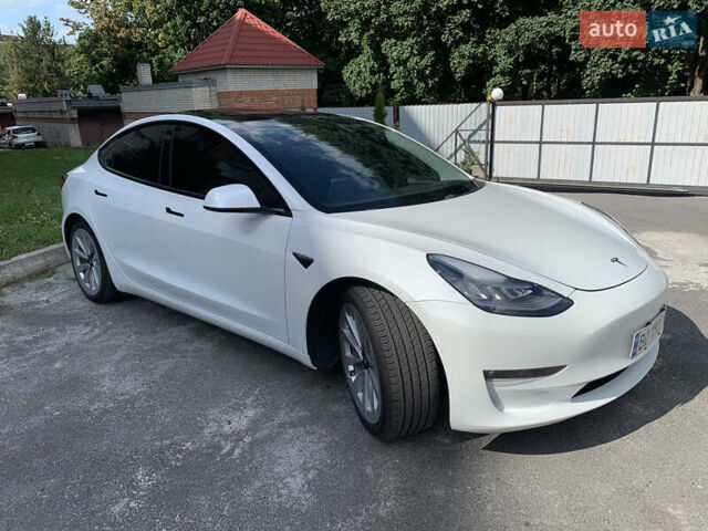 Белый Тесла Модель 3, объемом двигателя 0 л и пробегом 99 тыс. км за 20000 $, фото 2 на Automoto.ua
