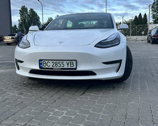 Белый Тесла Модель 3, объемом двигателя 0 л и пробегом 80 тыс. км за 20000 $, фото 13 на Automoto.ua
