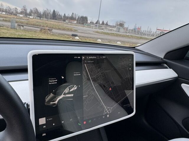 Білий Тесла Модель 3, об'ємом двигуна 0 л та пробігом 118 тис. км за 17500 $, фото 5 на Automoto.ua