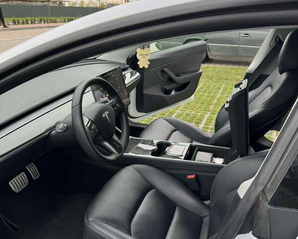 Білий Тесла Модель 3, об'ємом двигуна 0 л та пробігом 65 тис. км за 35000 $, фото 14 на Automoto.ua