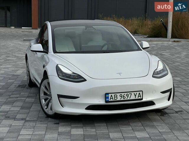 Білий Тесла Модель 3, об'ємом двигуна 0 л та пробігом 81 тис. км за 16500 $, фото 31 на Automoto.ua