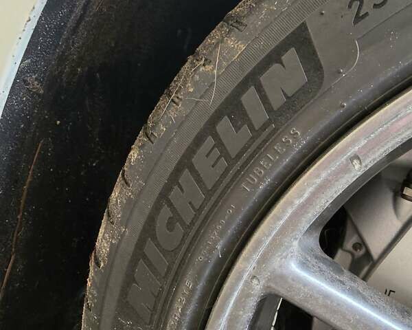 Белый Тесла Модель 3, объемом двигателя 0 л и пробегом 91 тыс. км за 17499 $, фото 21 на Automoto.ua