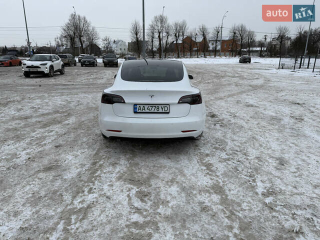 Белый Тесла Модель 3, объемом двигателя 0 л и пробегом 227 тыс. км за 14000 $, фото 10 на Automoto.ua